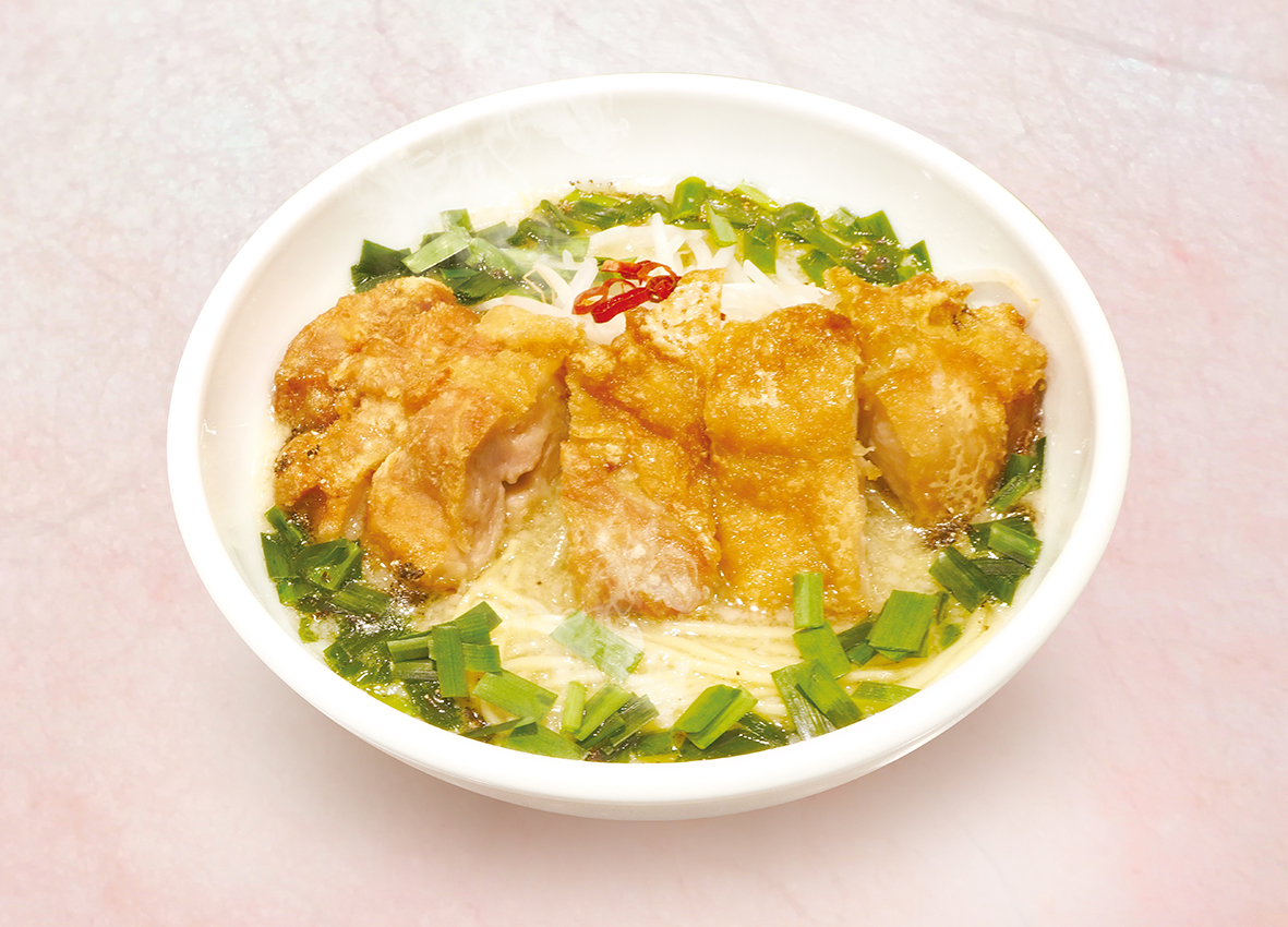 鶏パイクー麺